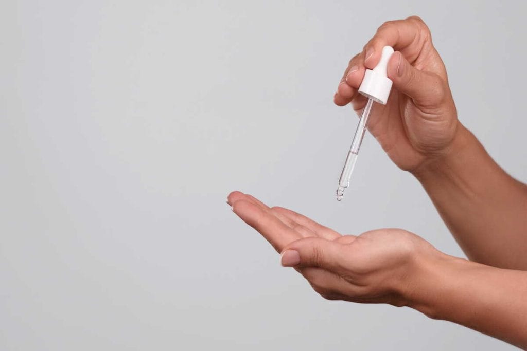 Kolagenas ir hialurono rūgštis naudojami odos drėkinimui ir elastingumui