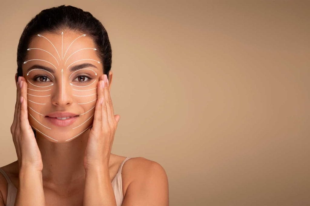 Veido masažas namuose pagal masažinių linijų schemą limfos nutekėjimui aktyvinti.